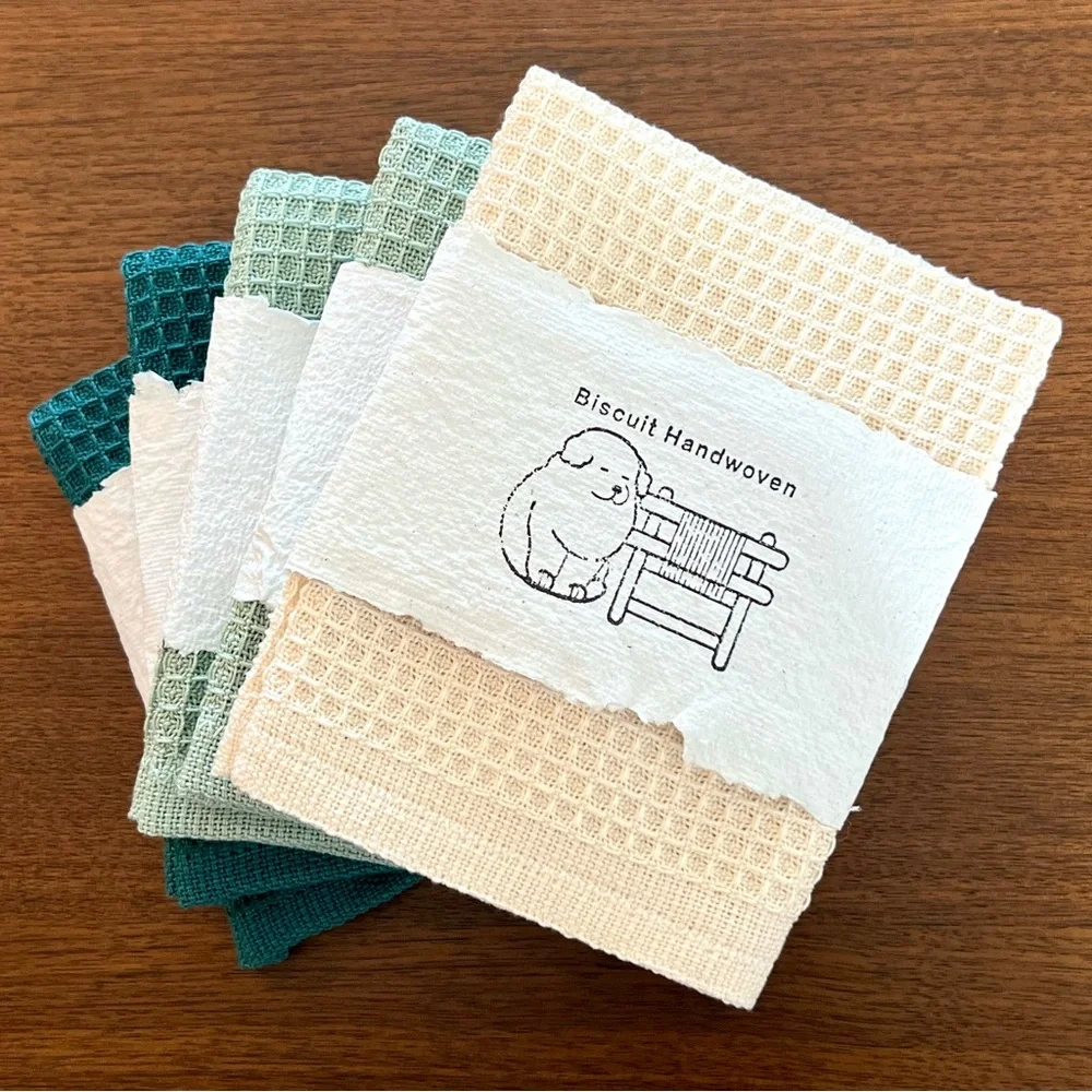 One Handwoven Waffle Weave Bath Mitts in Dark Green